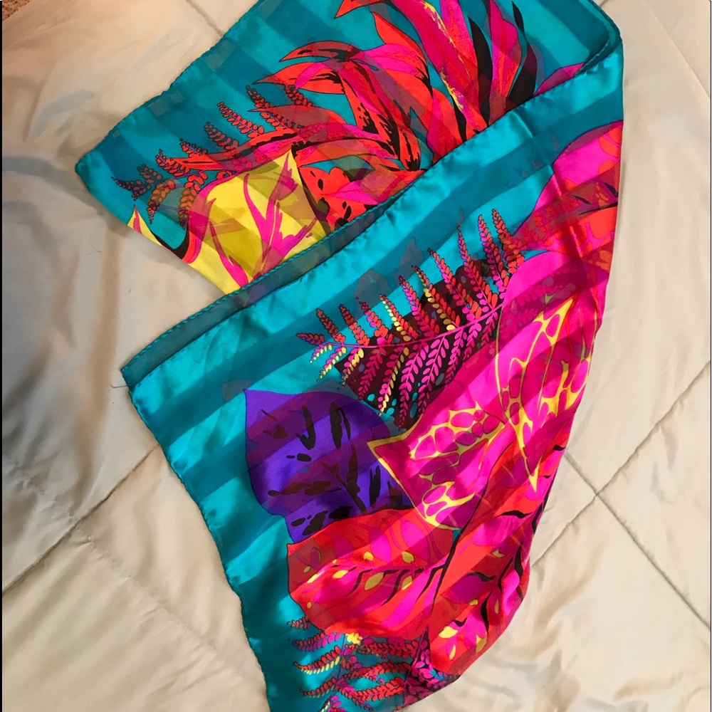 *RARE* Nordstrom 100% Silk Scarf